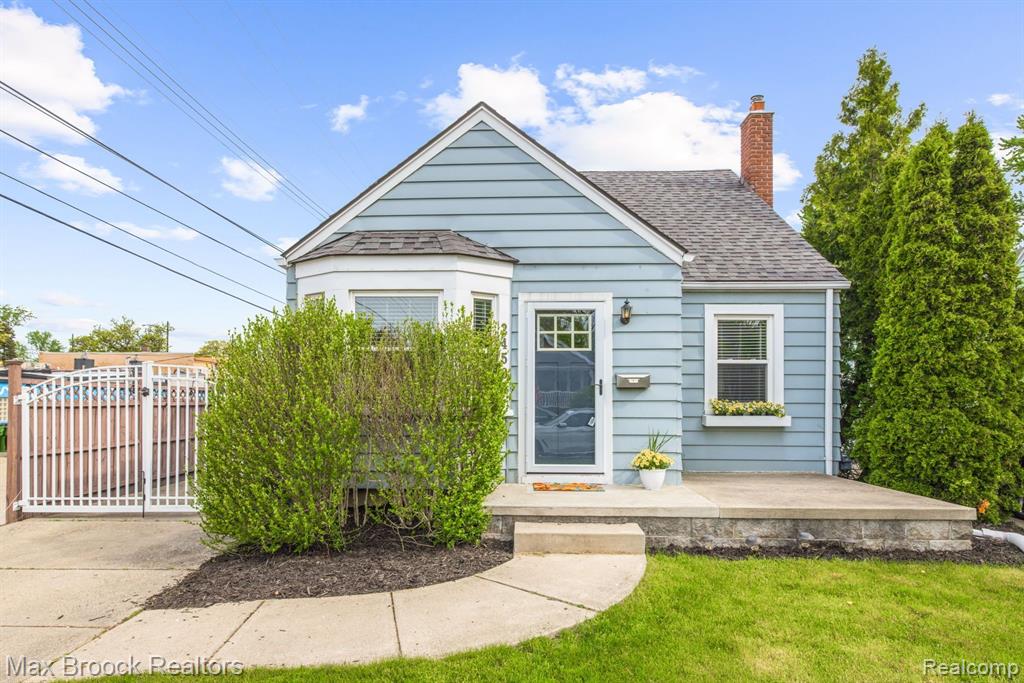 2450 Franklin Road Berkley, MI 48072 - Photo 1 of 34