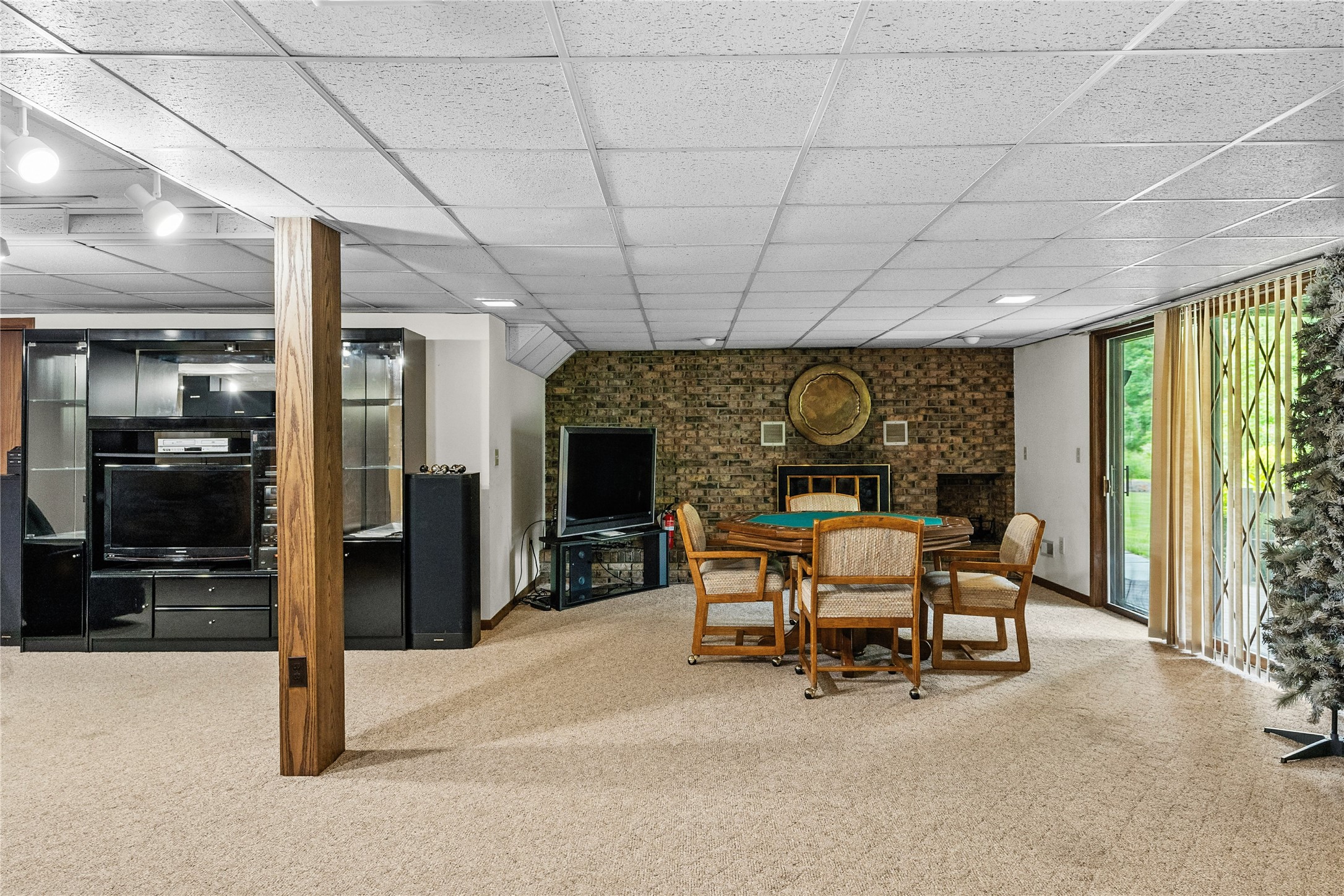 200 Murray Hill Road Vestal, NY 13850 - Photo 38 of 44