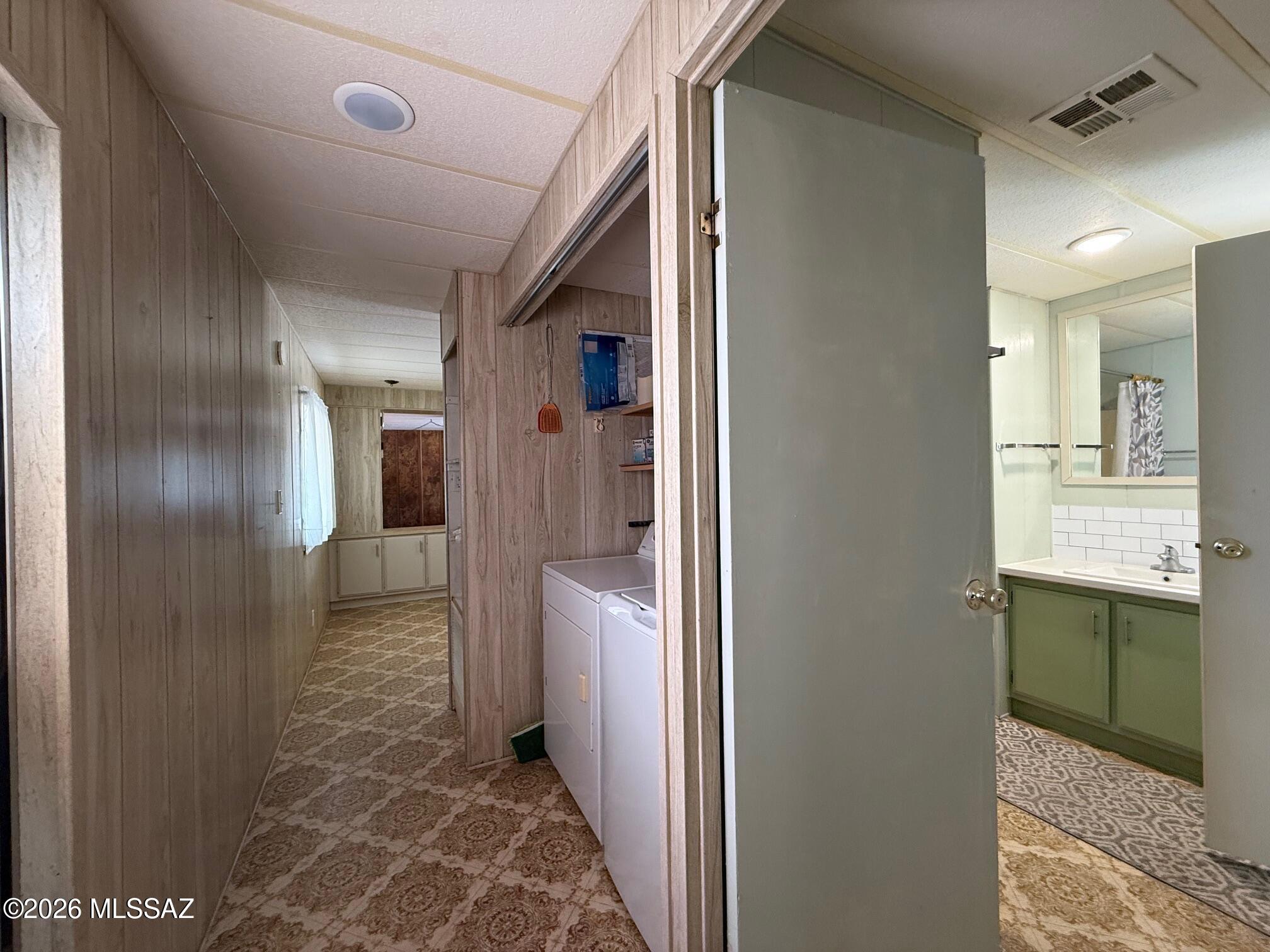 1156 North Pomerene Road Benson, AZ 85602 - Photo 11 of 25
