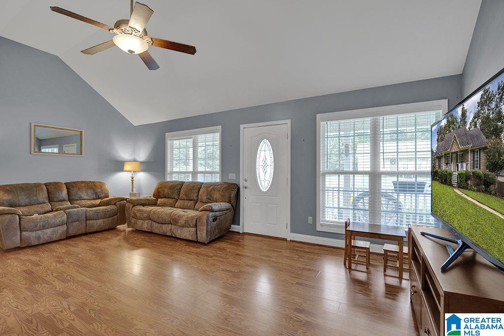 295 Abbey Road Warrior, AL 35180 - Photo 2 of 25