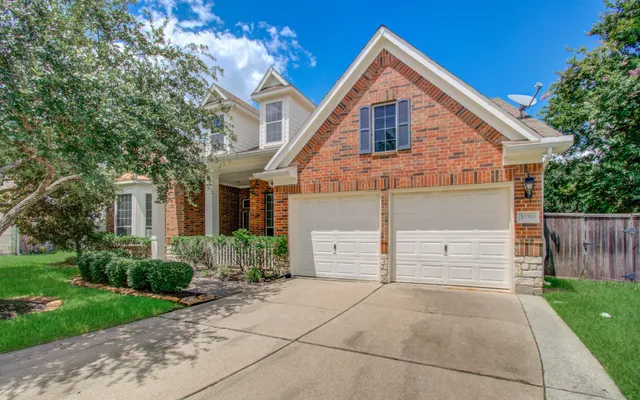 $450,000 | 10318 Cadena Court, Spring, TX 77379