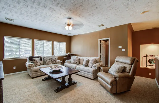 $450,000 | 10318 Cadena Court, Spring, TX 77379