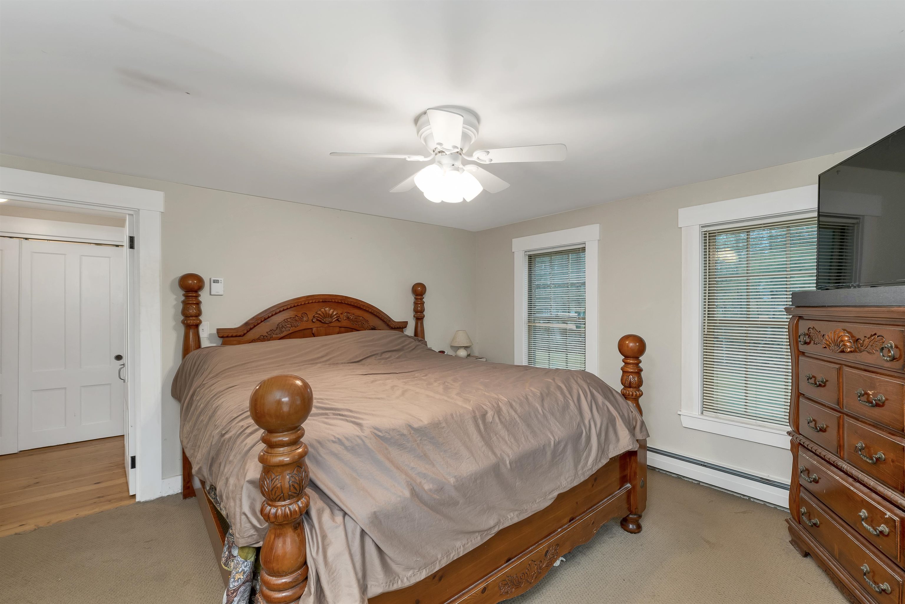 239 Wentworth Road Brookfield, NH 03872 - Photo 12 of 39 Gallery Image 12