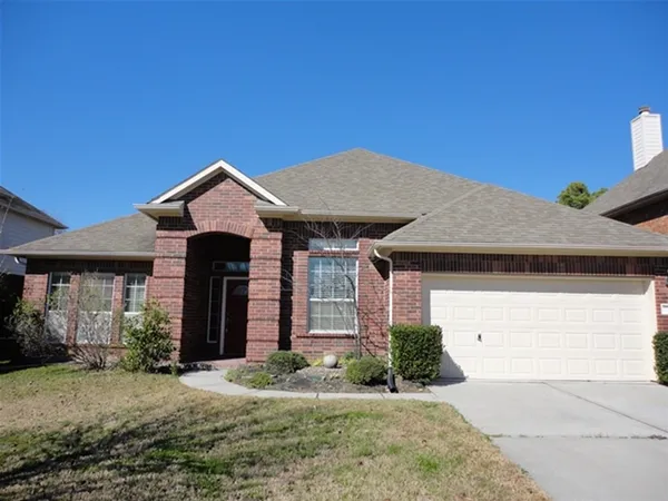 $2,400 | 7722 Heron Lakes Drive, Houston, TX 77064