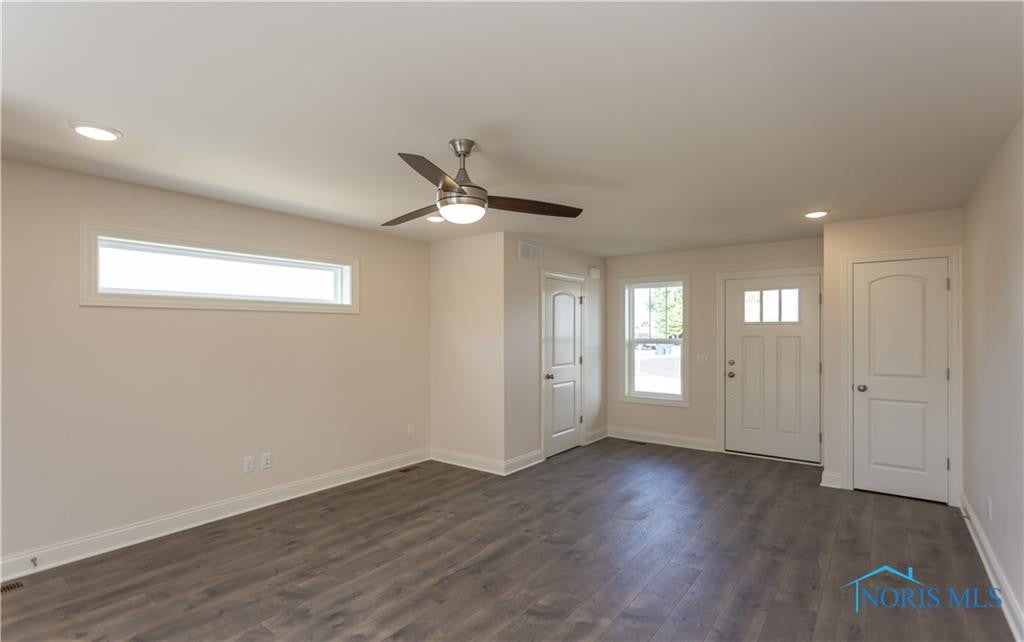 4104 Corey Road Toledo, OH 43623 - Photo 4 of 12 Gallery Image 4