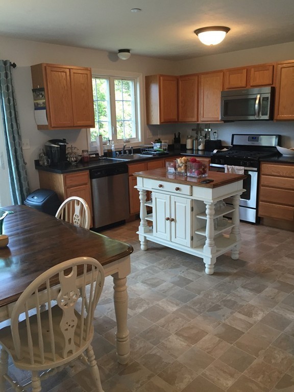 41 Boston Road, Unit 463 Billerica, MA 01862 - Photo 2 of 10