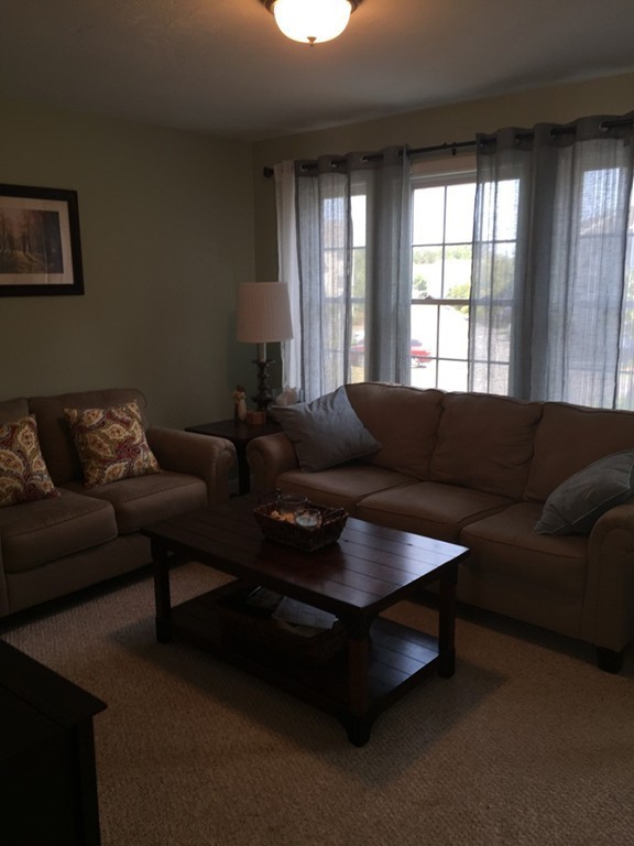41 Boston Road, Unit 463 Billerica, MA 01862 - Photo 4 of 10