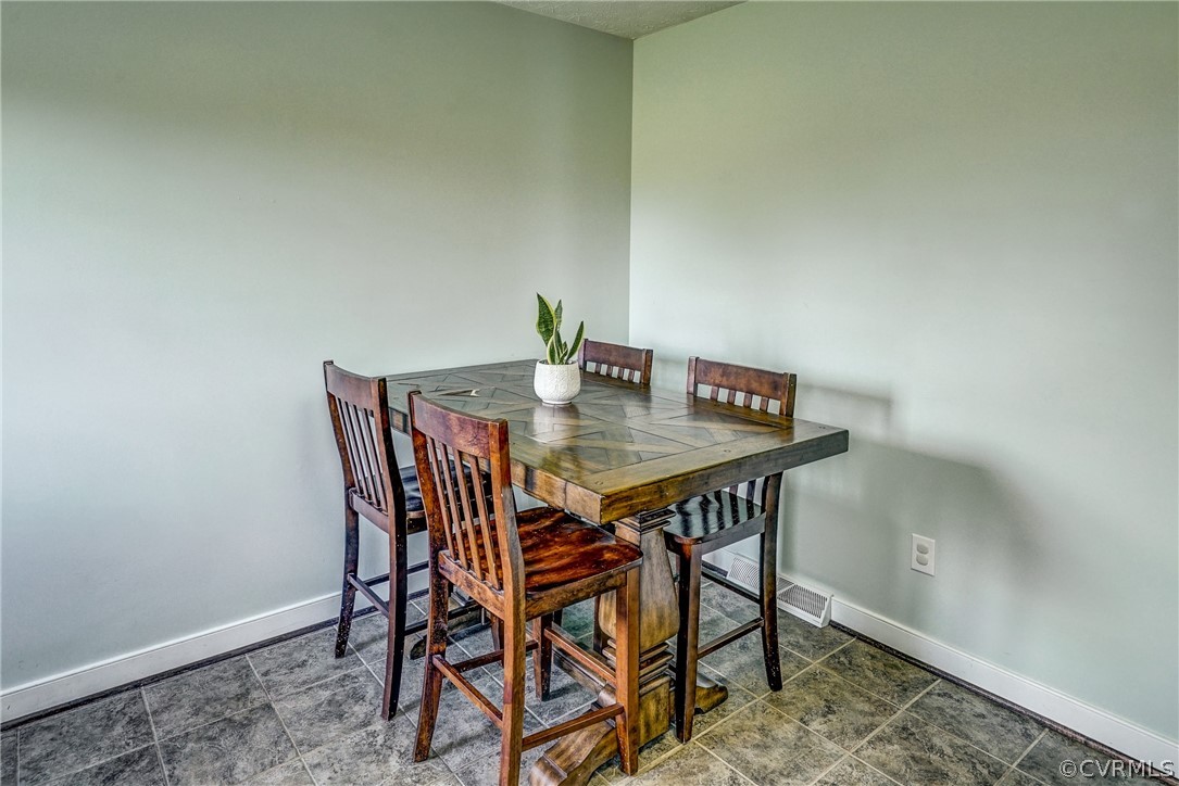 2474 Calno Road Hanover, VA 23069 - Photo 16 of 33 Gallery Image 16