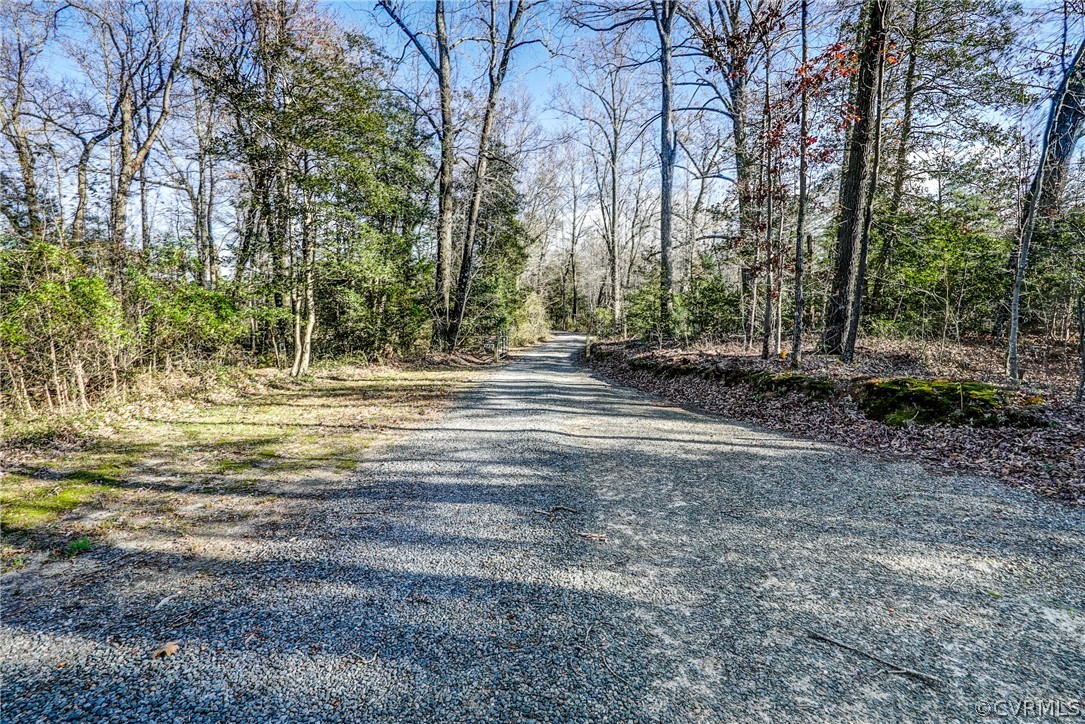 2474 Calno Road Hanover, VA 23069 - Photo 8 of 33 Gallery Image 8
