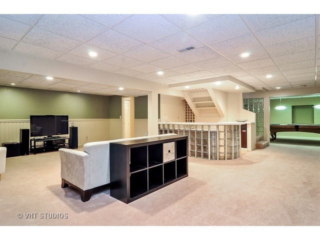 606 Raintree Road Buffalo Grove, IL 60089 - Photo 15 of 25