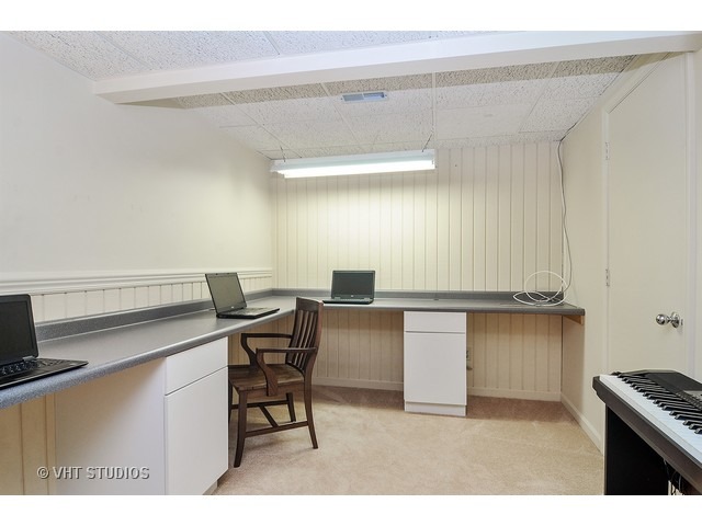 606 Raintree Road Buffalo Grove, IL 60089 - Photo 22 of 25
