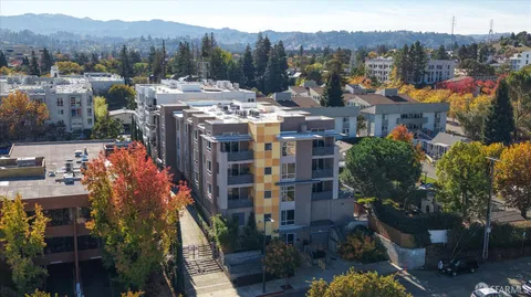 $1,100,000 | 1727 Lacassie Avenue, Unit 4D, Walnut Creek, CA 94596