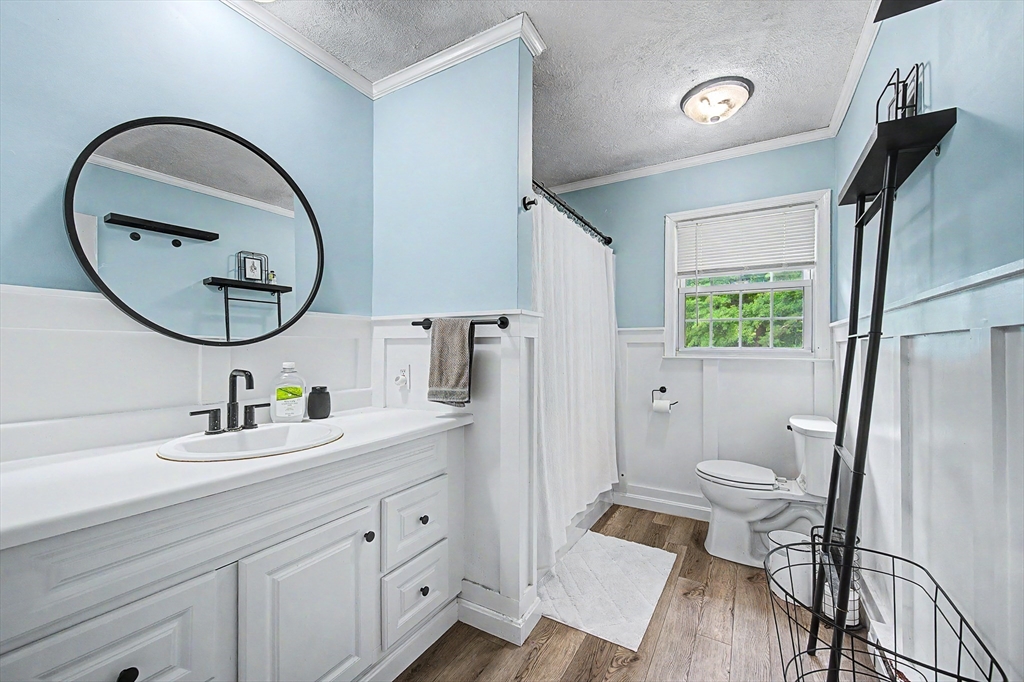 119 Dennison Cross Road Southbridge, MA 01550 - Photo 9 of 25