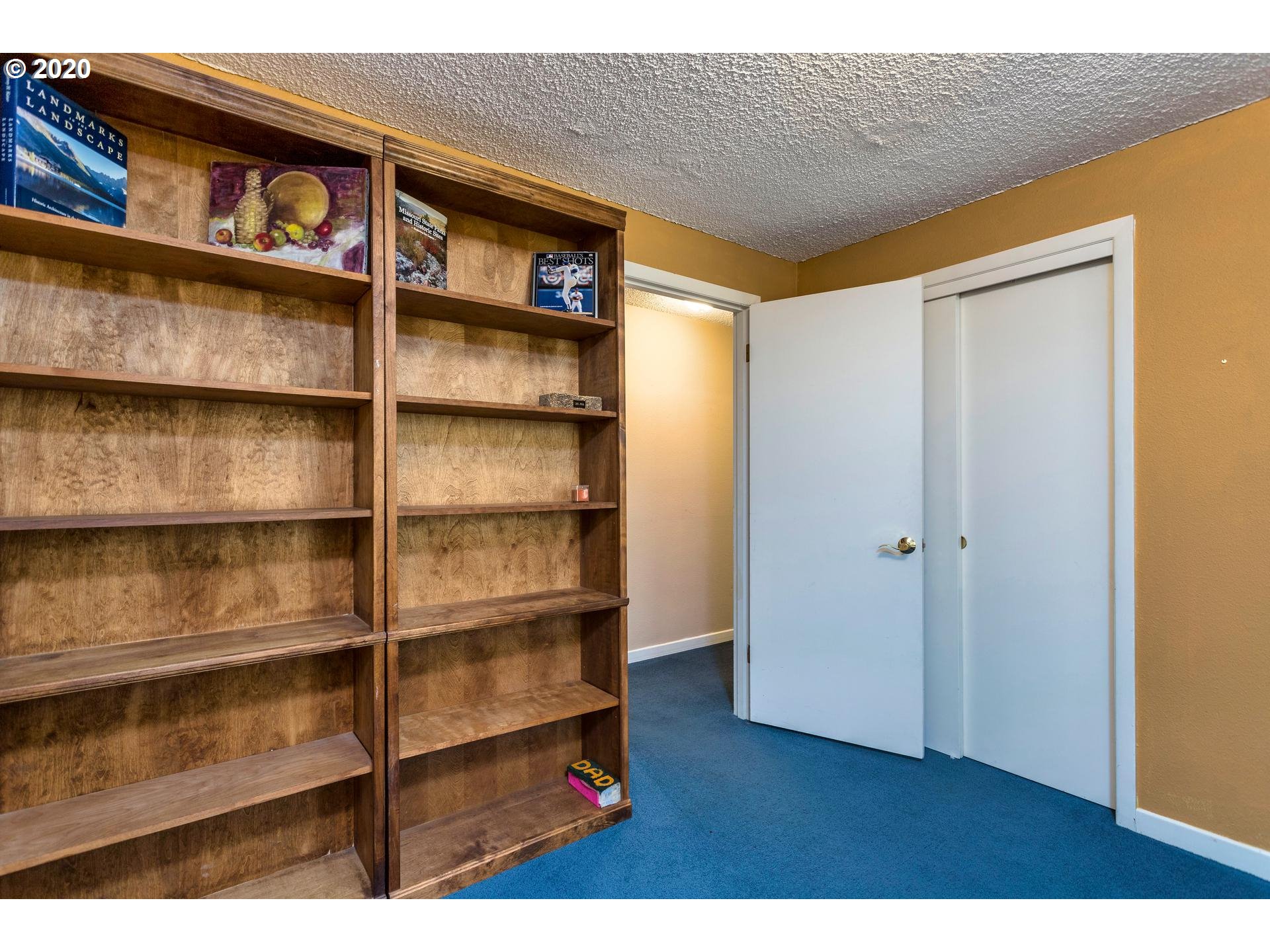 22346 Southeast Hoffmeister Road Damascus, OR 97089 - Photo 19 of 32 Gallery Image 19