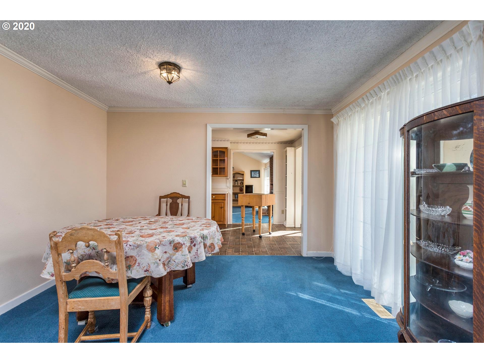 22346 Southeast Hoffmeister Road Damascus, OR 97089 - Photo 7 of 32 Gallery Image 7