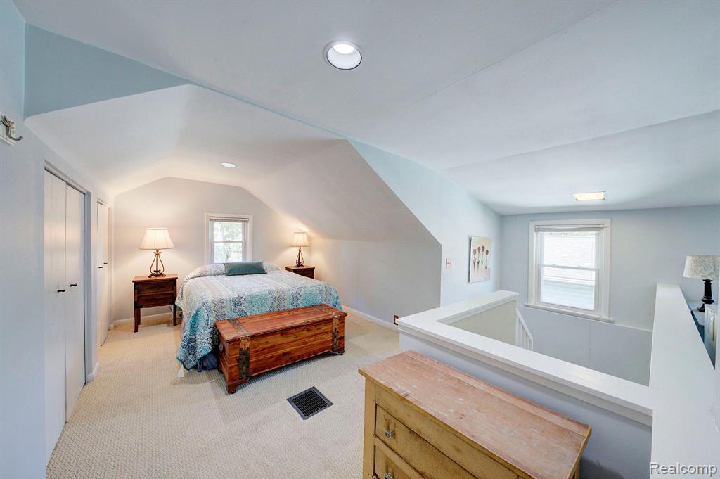 2253 Dorothea Road Berkley, MI 48072 - Photo 15 of 32
