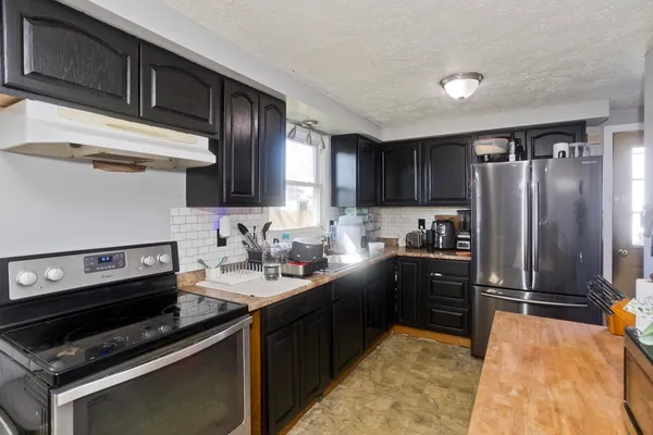 $225,000 | 65 Hyde Avenue, Springfield, MA 01107