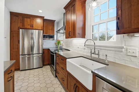 $699,900 | 4026 Paunack Avenue, Madison, WI 53711