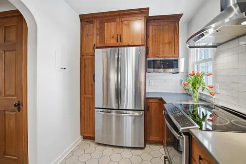 $699,900 | 4026 Paunack Avenue, Madison, WI 53711