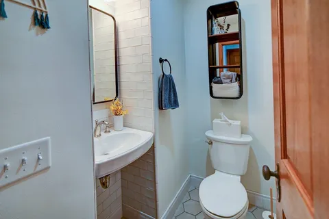 $699,900 | 4026 Paunack Avenue, Madison, WI 53711