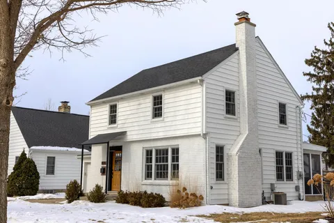 $699,900 | 4026 Paunack Avenue, Madison, WI 53711