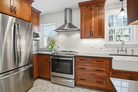 $699,900 | 4026 Paunack Avenue, Madison, WI 53711