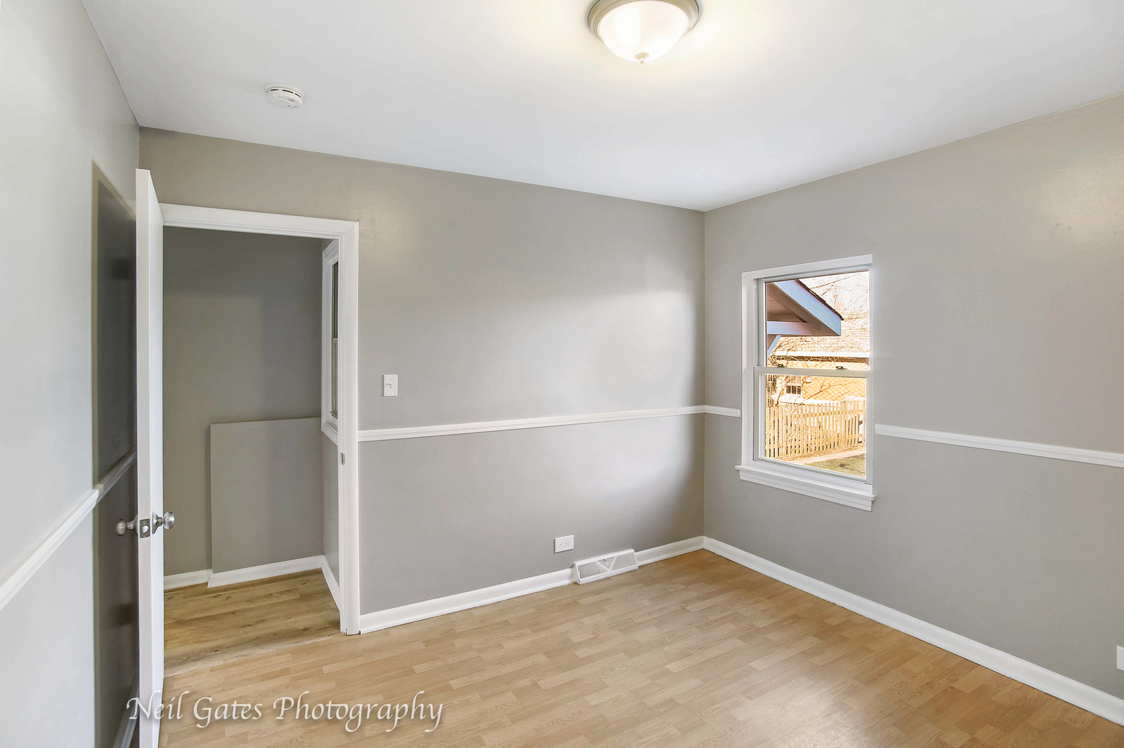 6725 Riverside Drive Berwyn, IL 60402 - Photo 14 of 27