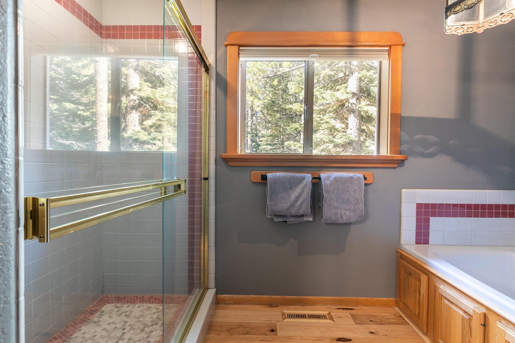 11525 Chalet Road Truckee, CA 96161 - Photo 15 of 19 Gallery Image 15