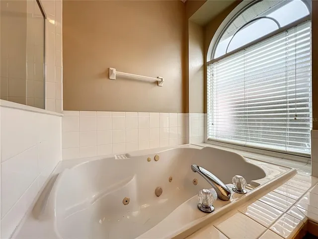 $615,000 | 10915 Piping Rock Circle, Orlando, FL 32817