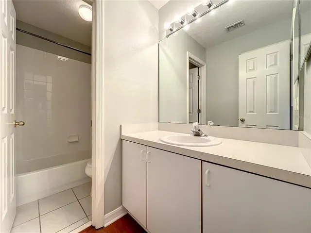 $615,000 | 10915 Piping Rock Circle, Orlando, FL 32817