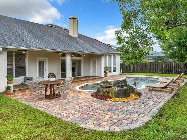 $615,000 | 10915 Piping Rock Circle, Orlando, FL 32817