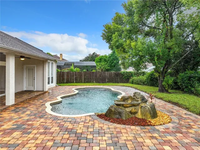 $615,000 | 10915 Piping Rock Circle, Orlando, FL 32817