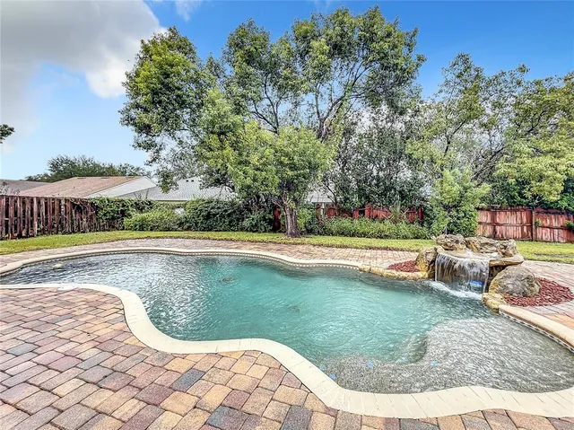 $615,000 | 10915 Piping Rock Circle, Orlando, FL 32817