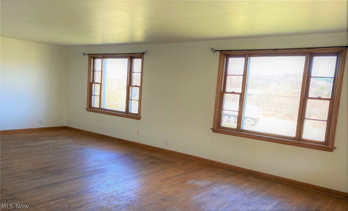 8115 Cumberland Road Southwest Bowerston, OH 44695 - Photo 7 of 22