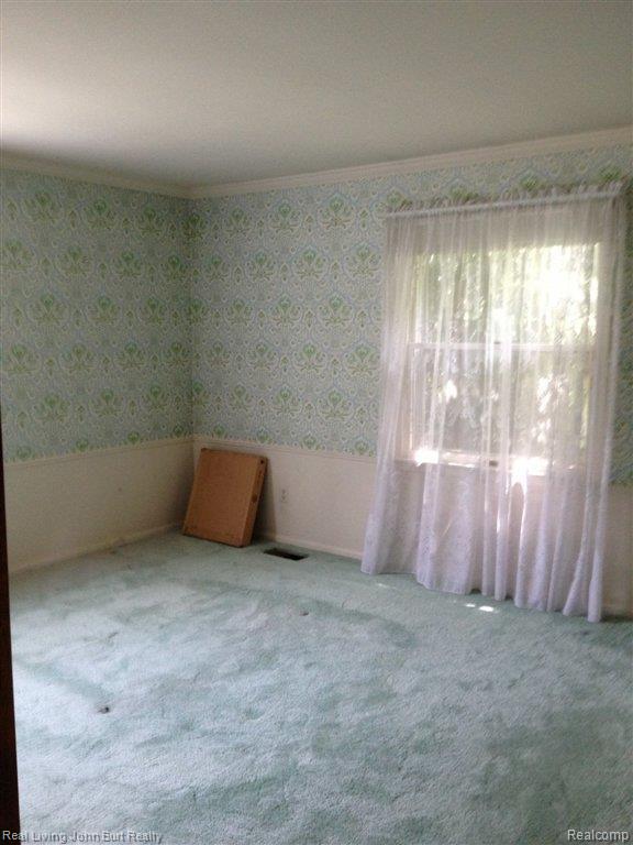 208 Aintree Road Rochester, MI 48306 - Photo 4 of 13 Master Bedroom