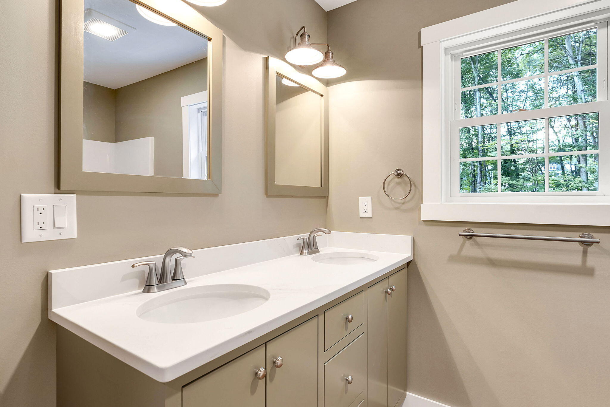 110 Turner Center Road Turner, ME 04282 - Photo 43 of 88 Full Bath