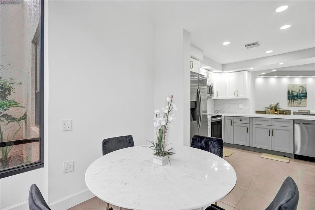7484 La Paz Boulevard, Unit 101 Boca Raton, FL 33433 - Photo 33 of 46 Photo 33