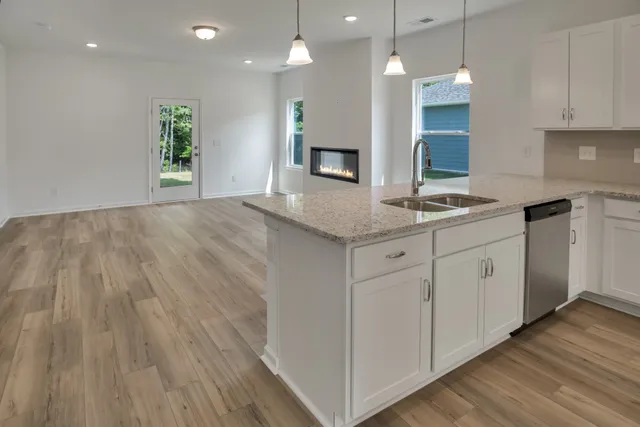 $446,045 | 1145 Southerlynn Drive, White House, TN 37188