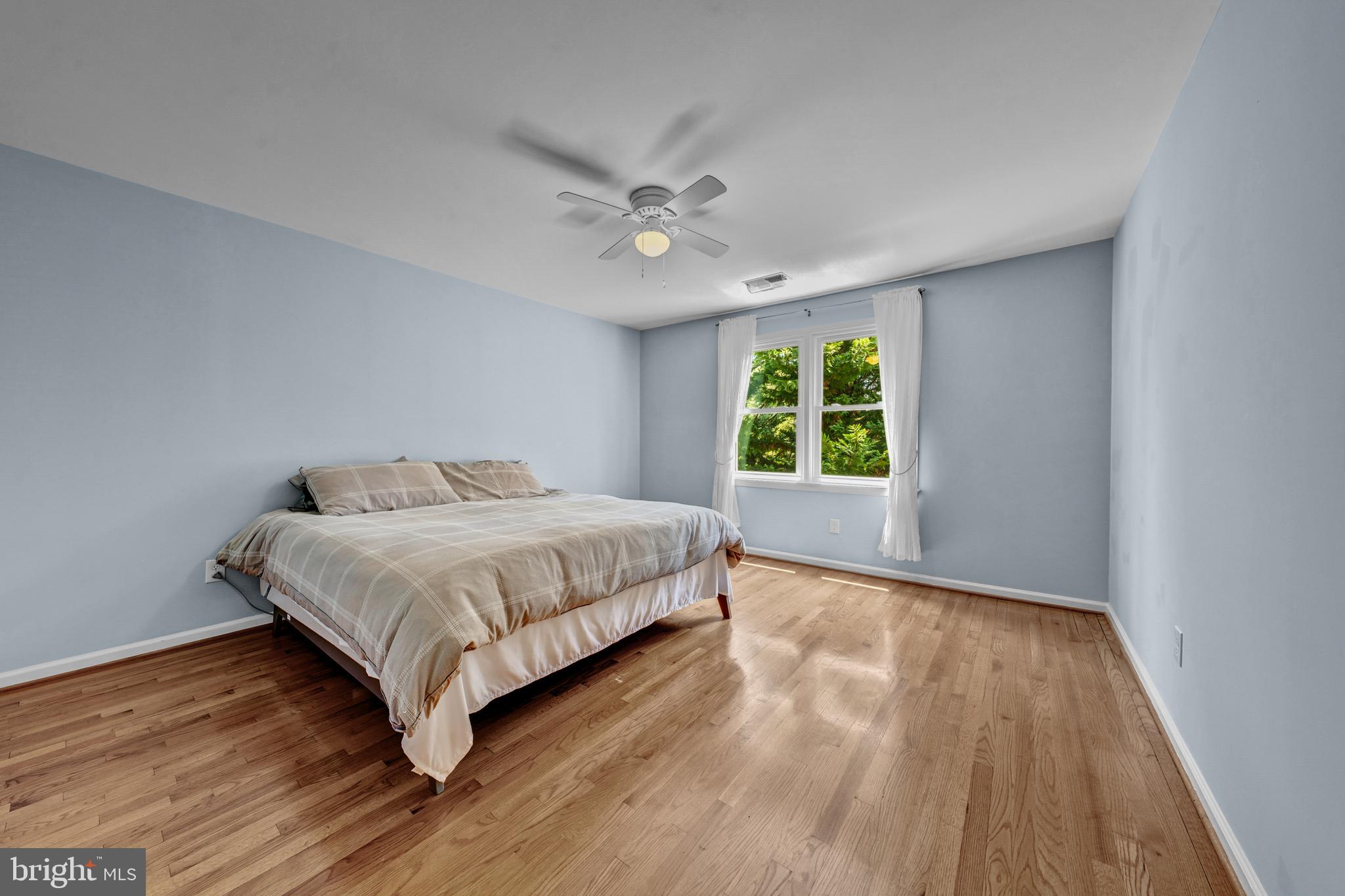 1077 Spring Hill Road McLean, VA 22102 - Photo 39 of 59 Bedroom 2