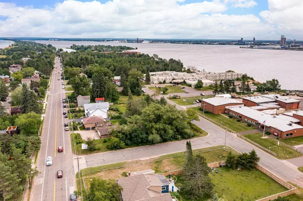 $300,000 | 1439 Minnesota Avenue, Duluth, MN 55802