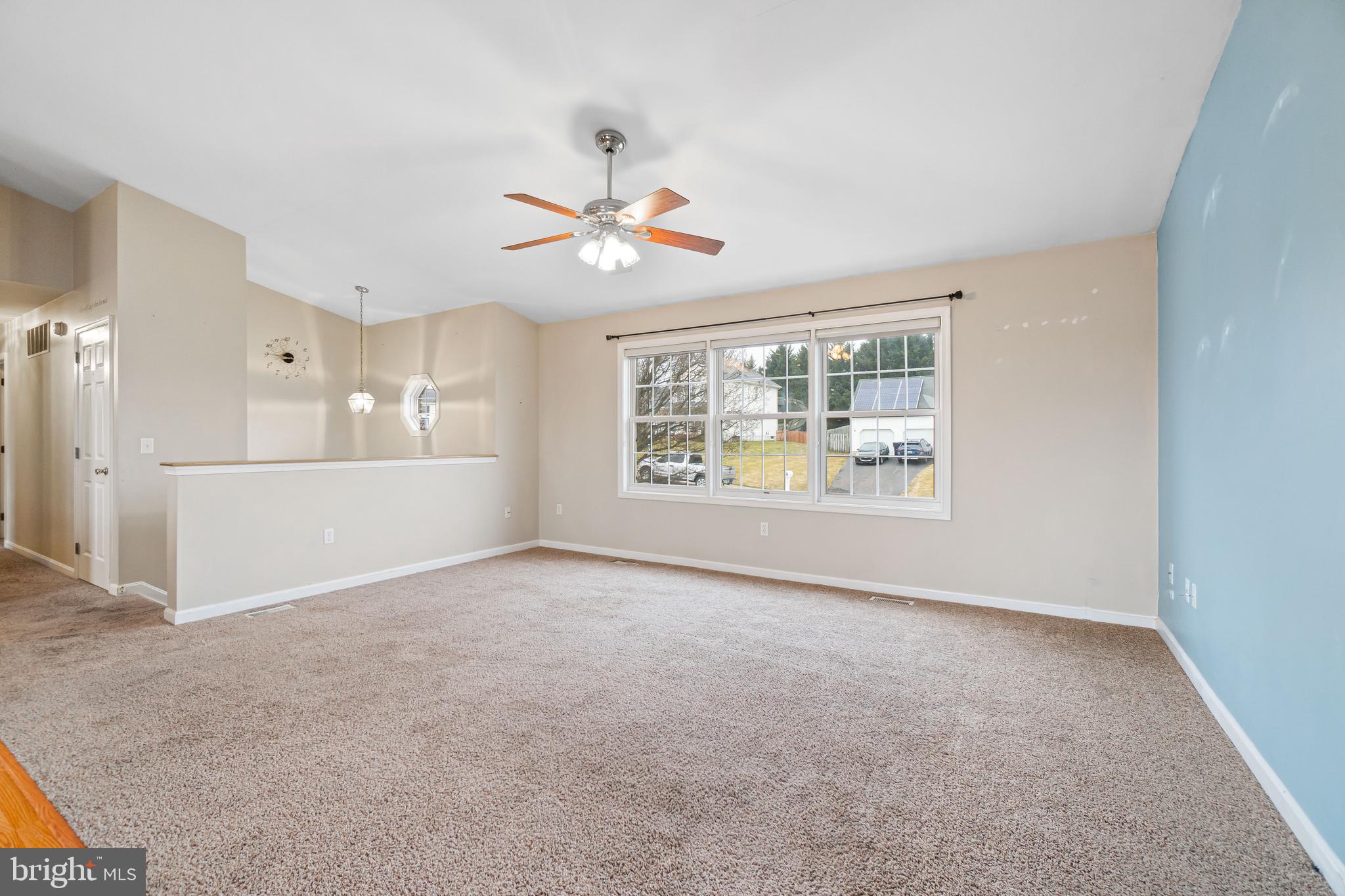 105 Little Brick Court Rising Sun, MD 21911 - Photo 11 of 27 living room