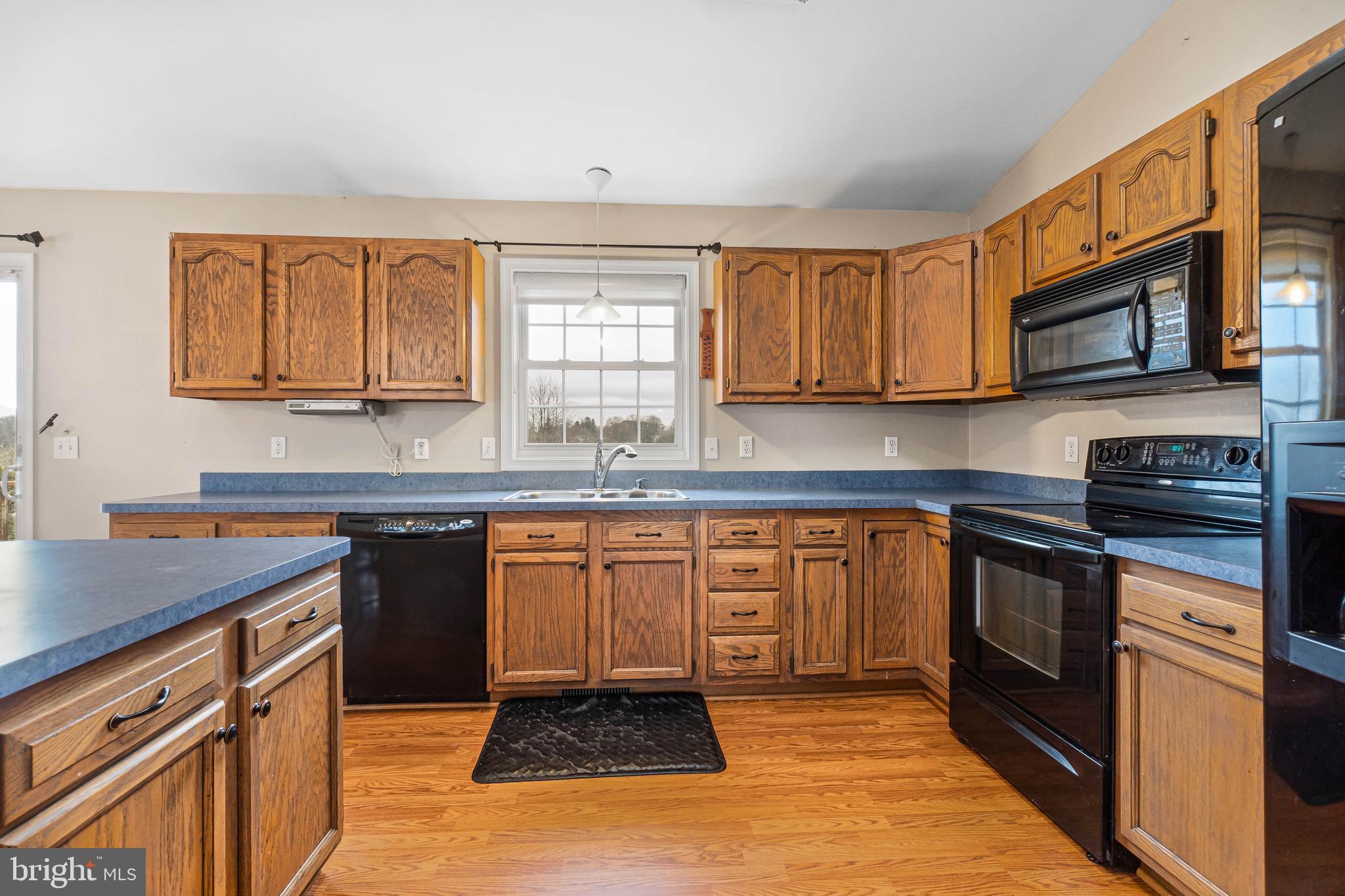 105 Little Brick Court Rising Sun, MD 21911 - Photo 6 of 27 lots of cabinets!