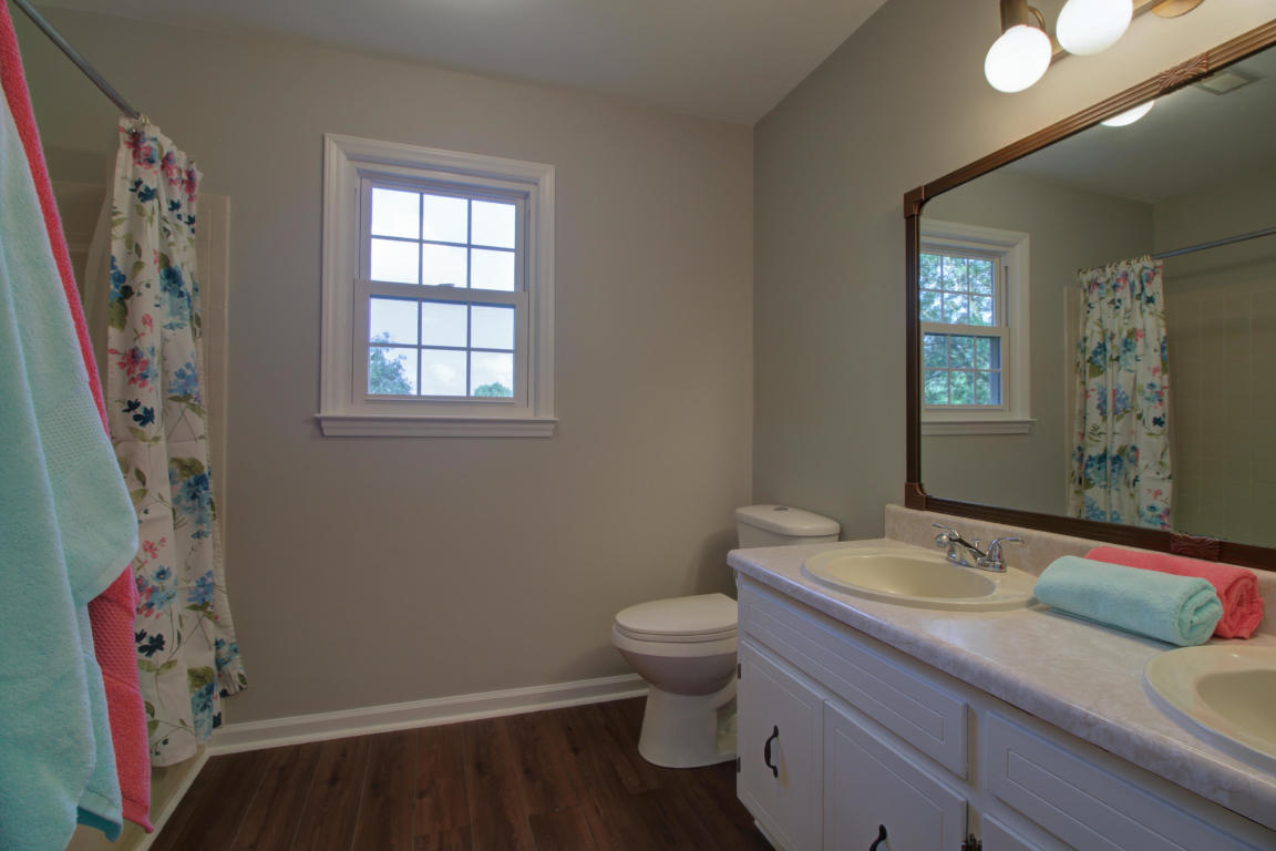 2636 Summit Ridge Road Northeast Roanoke, VA 24012 - Photo 12 of 30 20160808005842211716000000-o