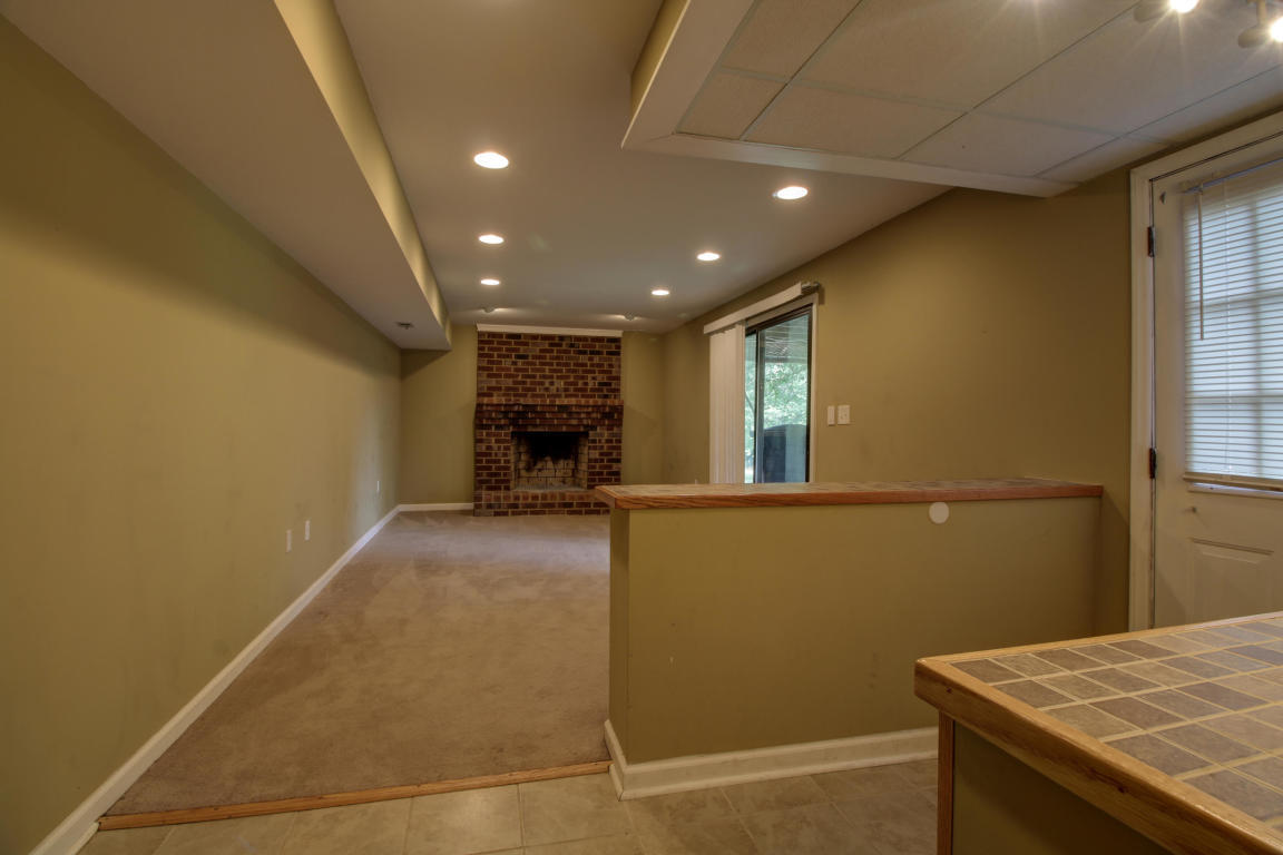 2636 Summit Ridge Road Northeast Roanoke, VA 24012 - Photo 22 of 30 20160808005752572457000000-o