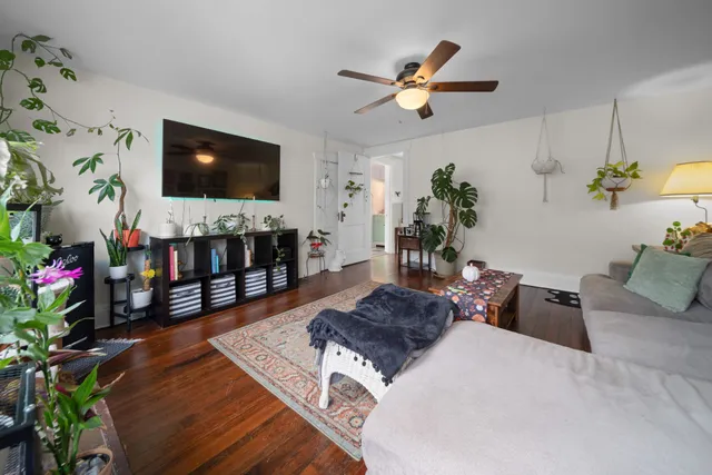 $450,000 | 610 5th Avenue West, Springfield, TN 37172