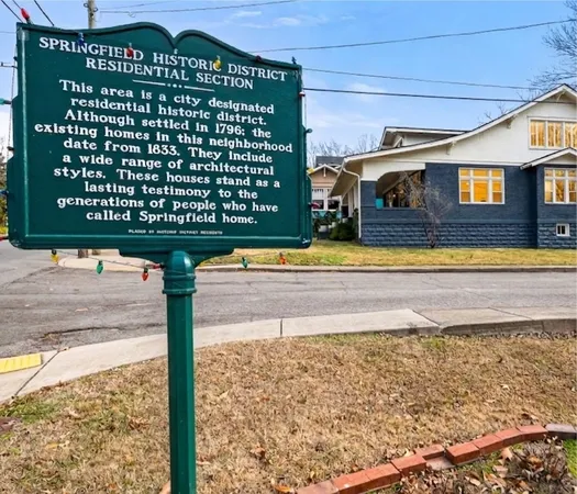 $439,900 | 610 5th Avenue West, Springfield, TN 37172