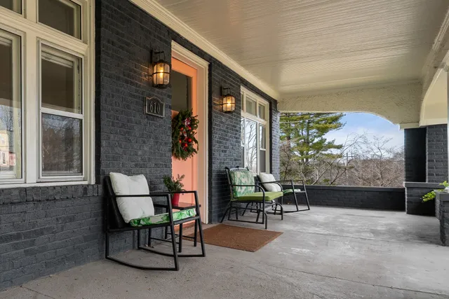 $450,000 | 610 5th Avenue West, Springfield, TN 37172