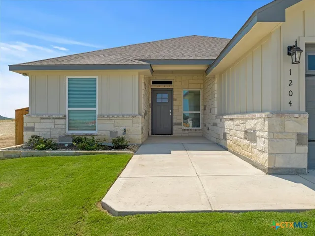 $300,000 | 1204 Victory Ranch Trail, Killeen, TX 76549