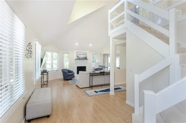 $1,550,000 | 112 Harrison Avenue, Unit B, Newport, RI 02840