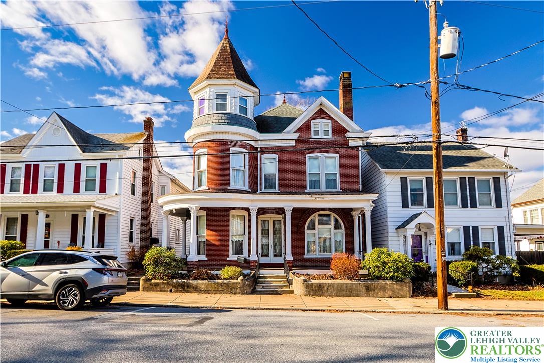 314 2nd Street Slatington, PA 18080 - Photo 2 of 37